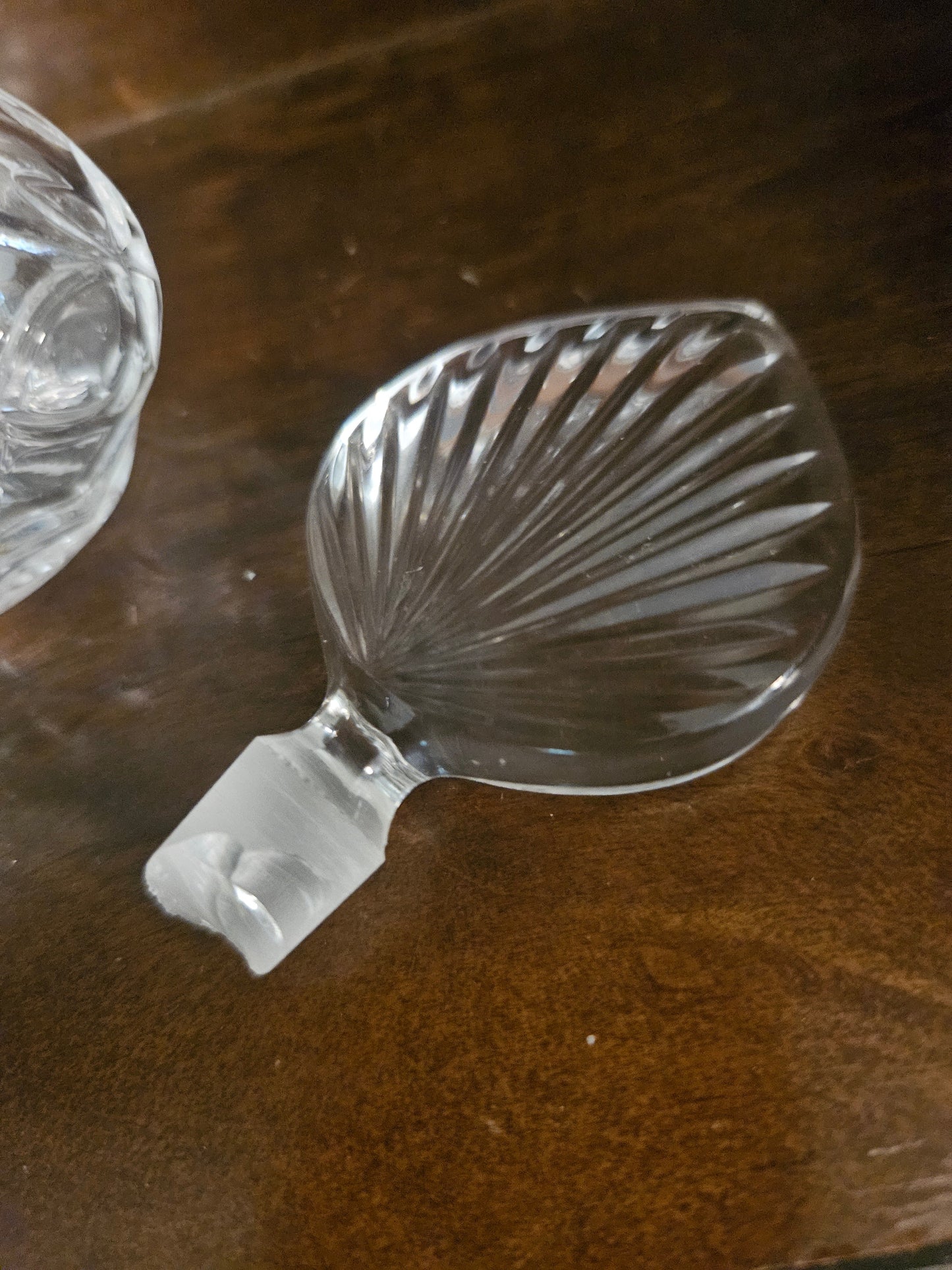 Fan stopper removed showing small break/chip and ground glass stem