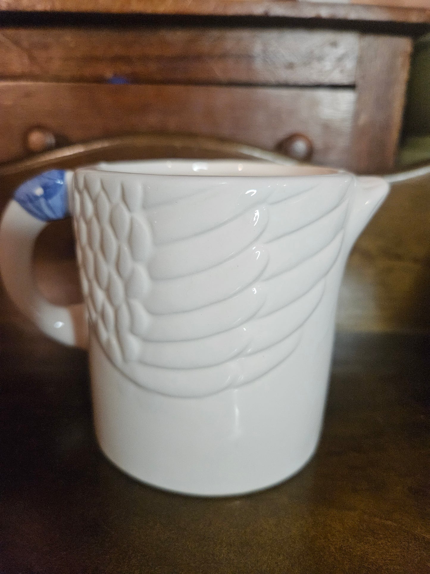 Vintage Ceramic Goose Figural Mug – Embossed Feathers, Blue Polka-Dot Bow, Country Kitchen