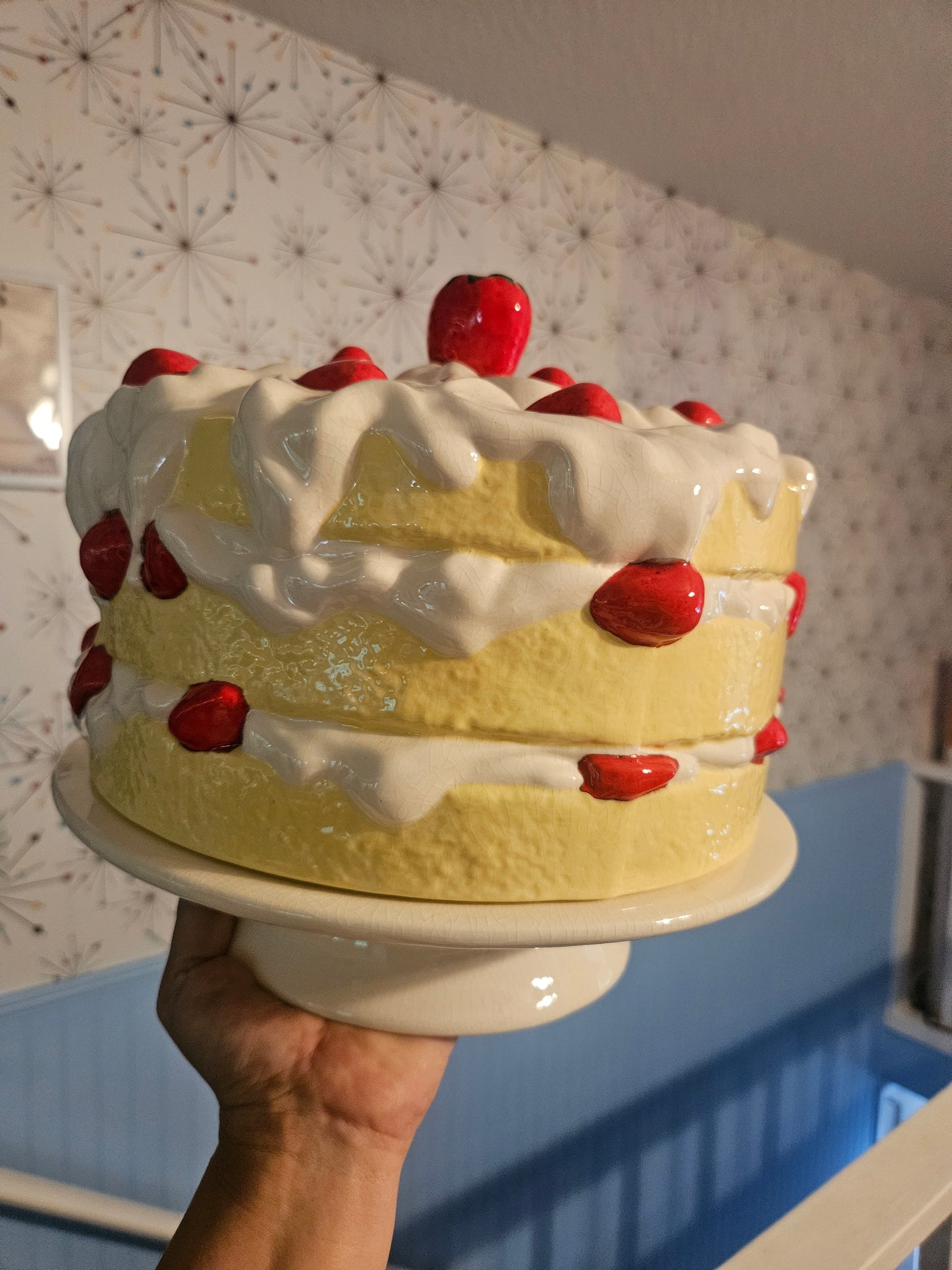 Vintage Ceramic Strawberry Shortcake Cake Dome