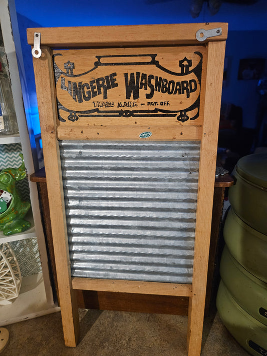 Vintage Double-Sided Washboard – Lingerie Washboard & The Nash King