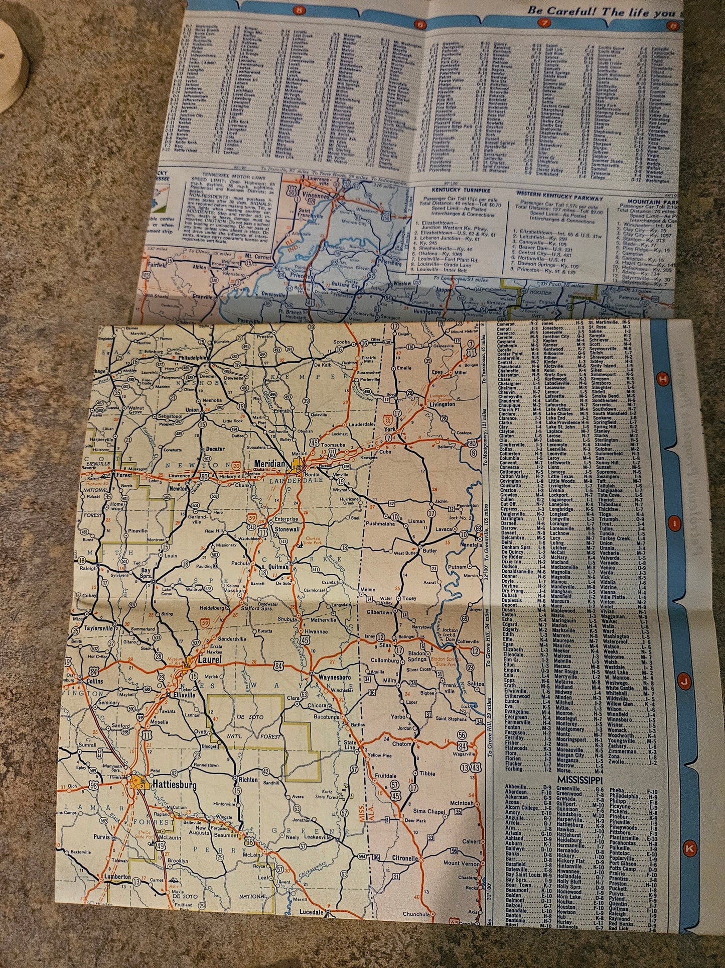 Vintage Gulf Oil Tourgide Maps – Set of 2 – Southern States (TX/AR/LA/MS & AL/KY/TN)