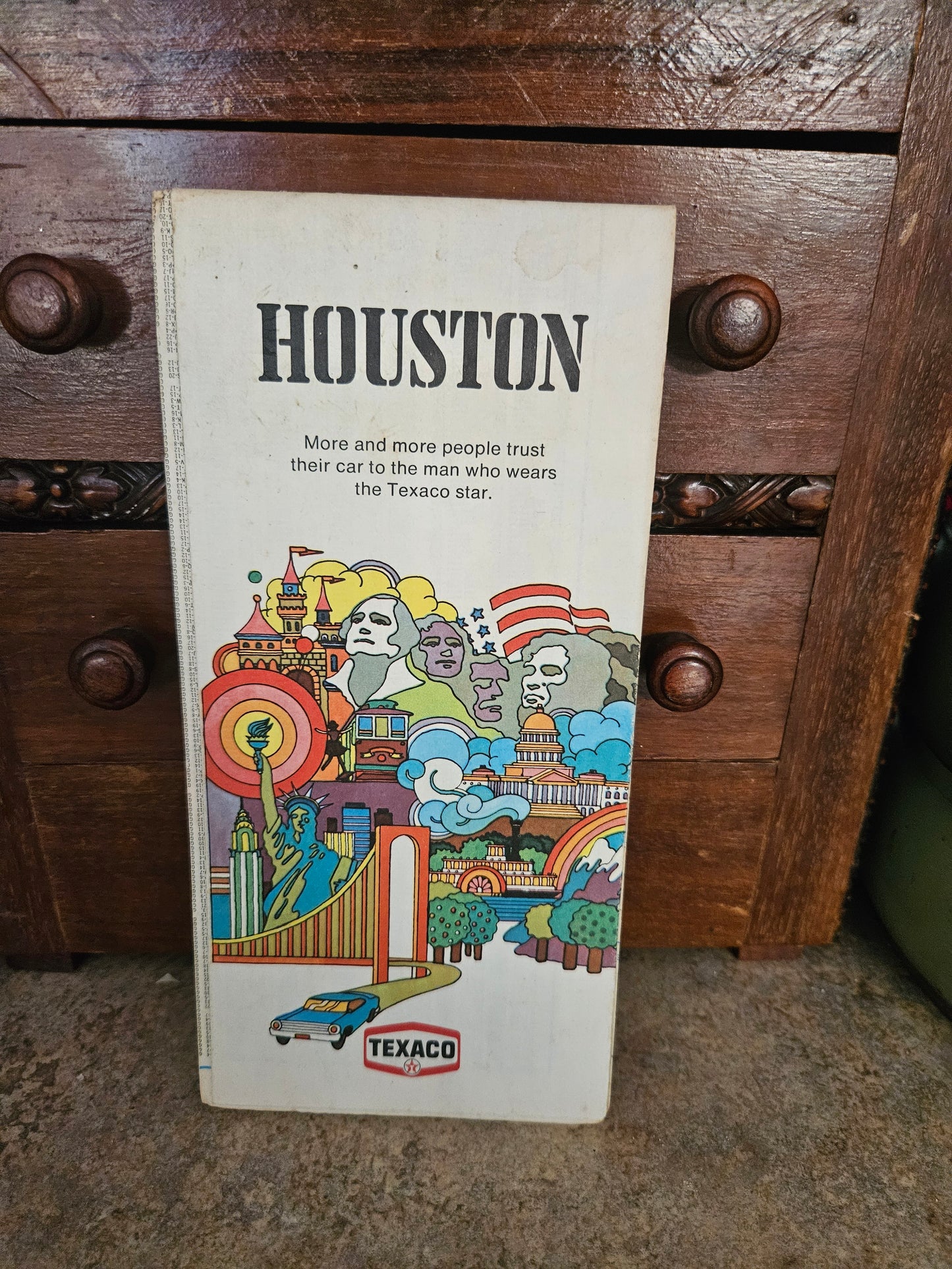 Vintage Texaco Houston Road Map – Psychedelic Pop Art Cover 1960s–70s Petroliana