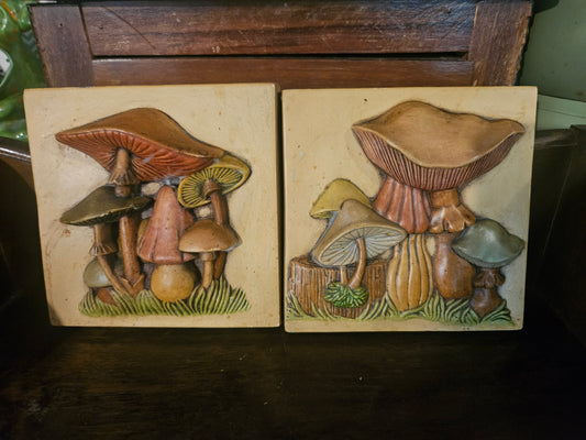 Vintage 3D Mushroom Wall Plaques — Set of 2
