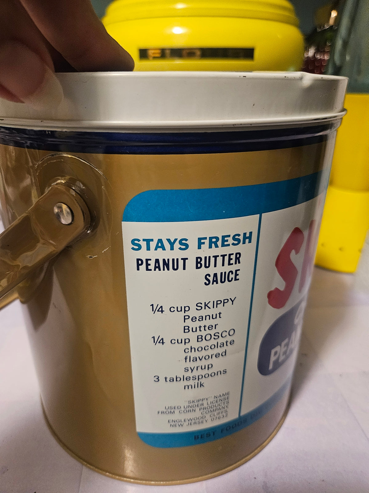 Vintage Skippy Creamy Peanut Butter Tin with Bail Handle — Mid-Century Kitchen Collectible