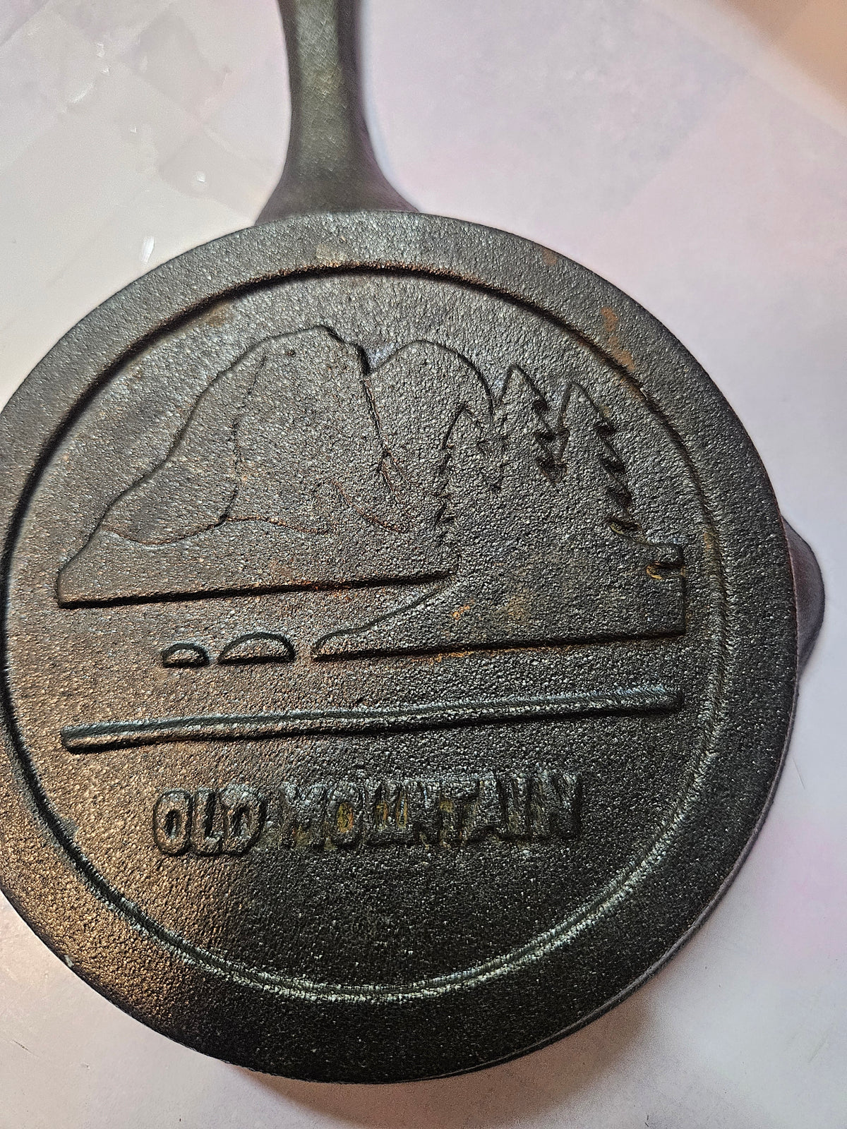 Old Mountain Cast Iron Skillet