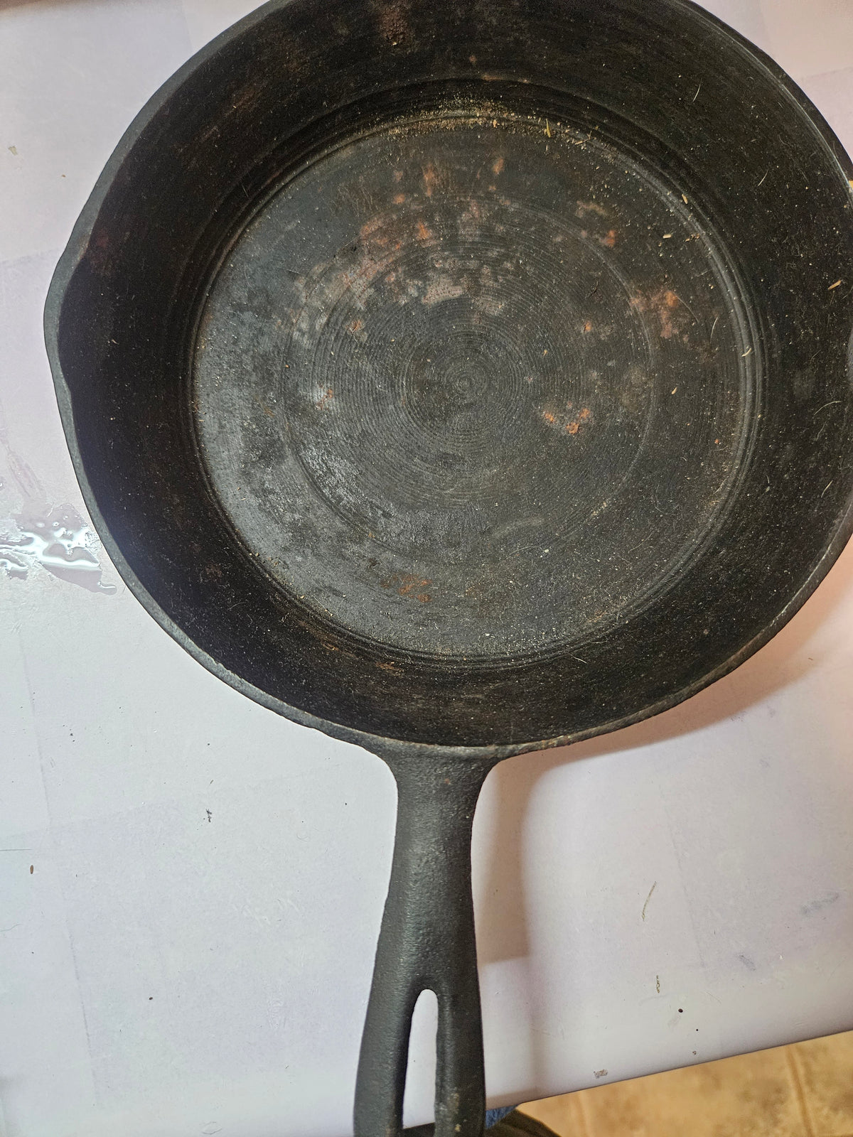 Pre-Owned Cast Iron Skillet, Made in Taiwan