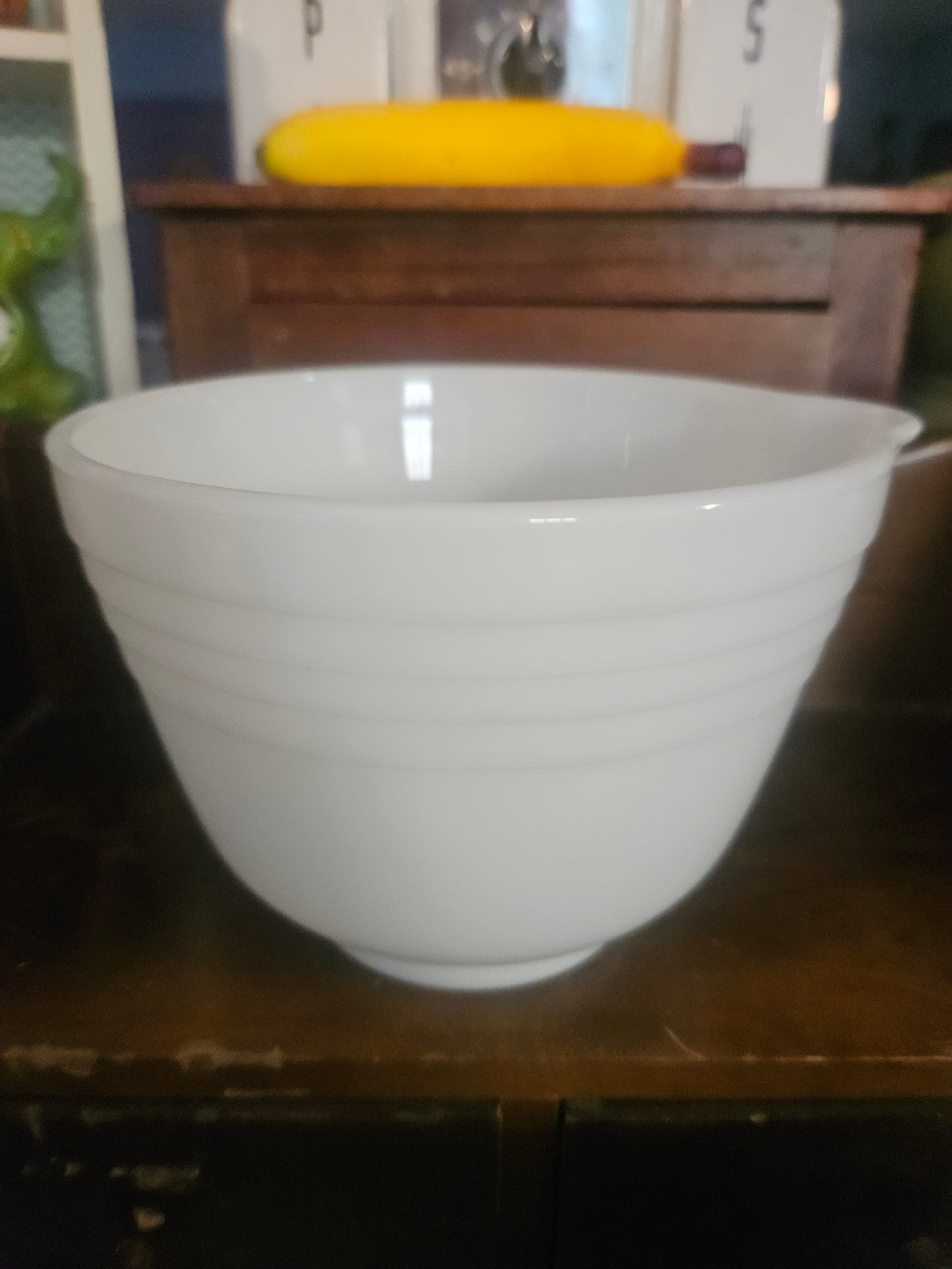 Hamilton Beach Milk Glass Mixing/Drippings Bowl Ribbed White Vintage