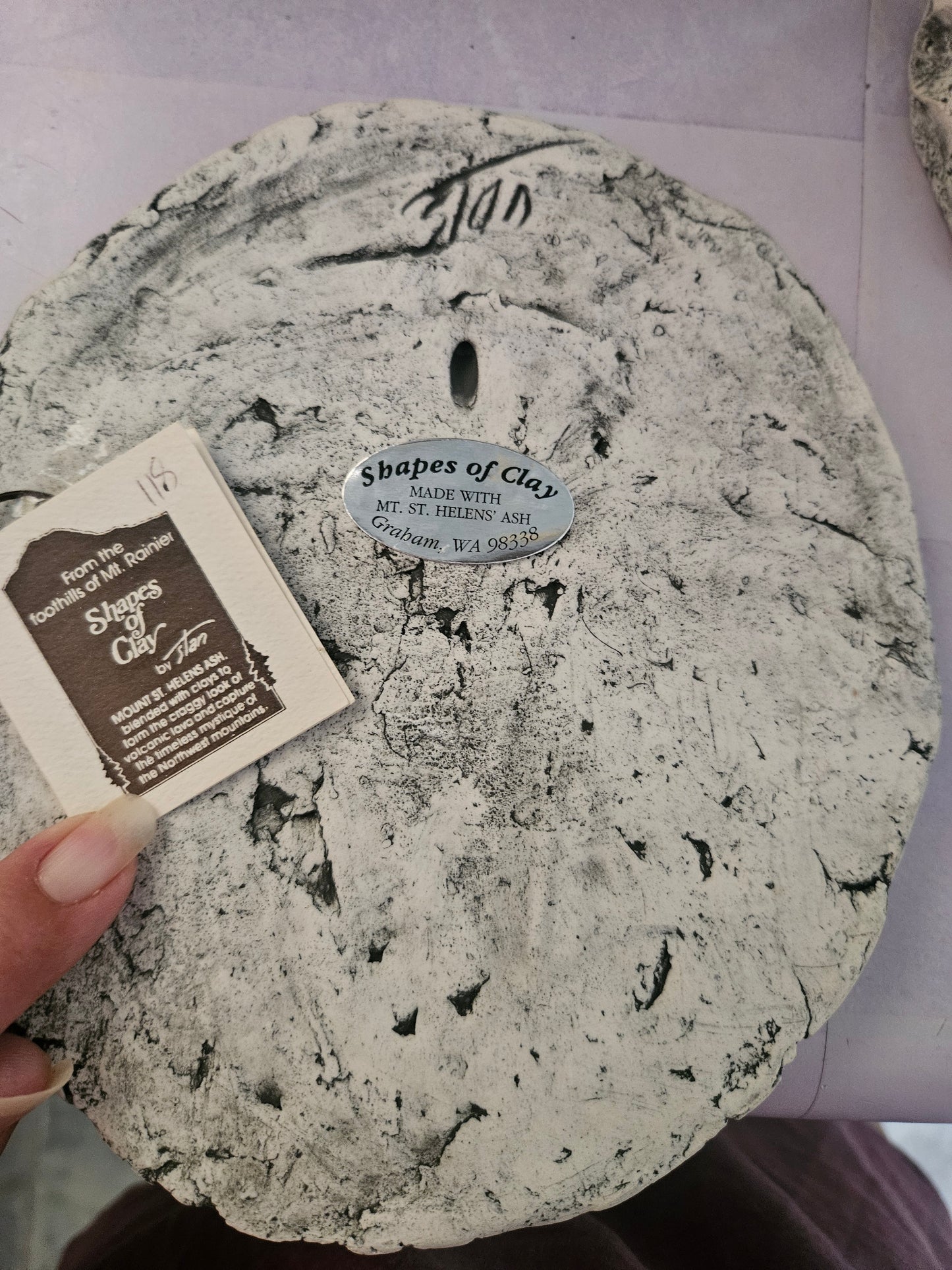 Shapes of Clay Mt. St. Helens Ash Wall Plaque – Southwestern Chili & Pottery, 8" with Stand