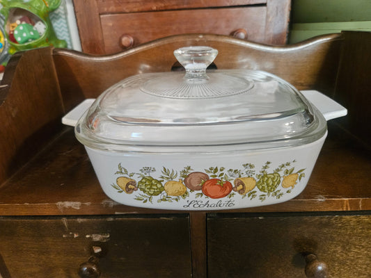 Glass lid top view for Corning Ware Spice of Life casserole