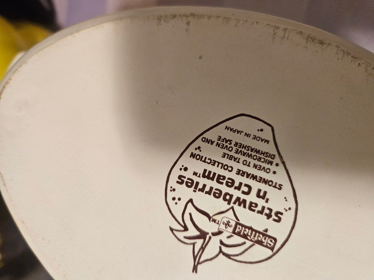 Vintage Sheffield Strawberries 'n Cream Au Gratin Baking Dish — Japan