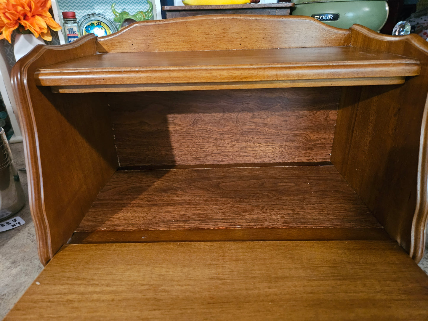 Vintage Wooden Bread Box – Fruit Decal Panel, Roll-Top Lid