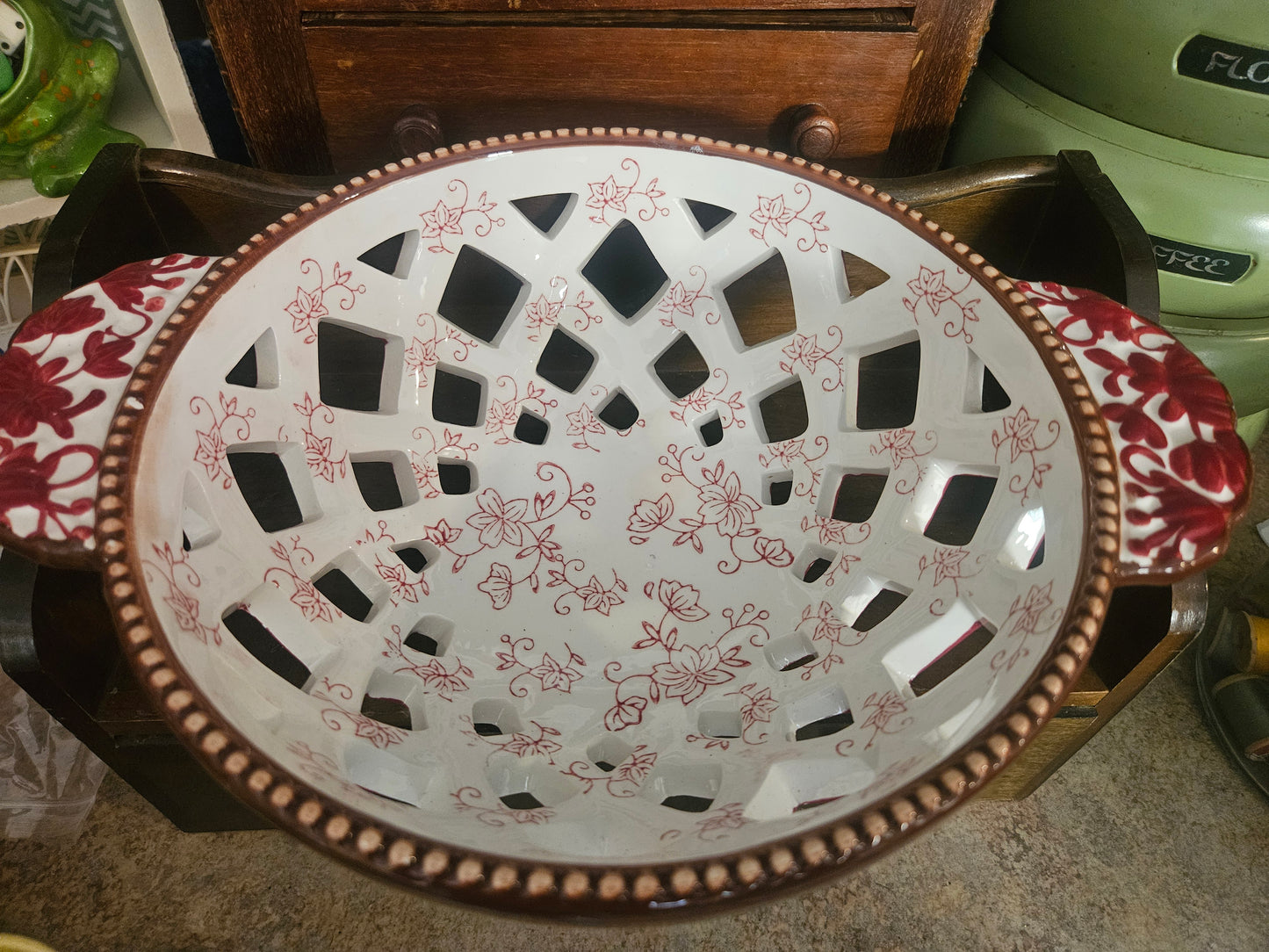 Temp-tations Floral Lace Presentable Ovenware Colander Bowl Red