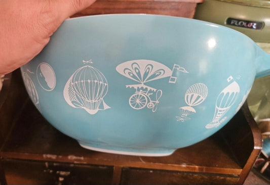 Pyrex Hot Air Balloon Cinderella Mixing Bowl #444 Turquoise