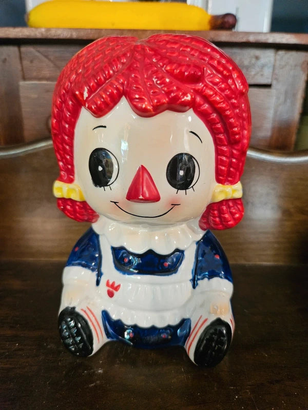Vintage Raggedy Ann Ceramic Planter