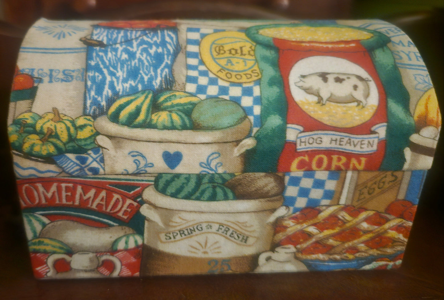 Vintage Fabric-Covered Recipe Box with Cards — "Homemade" Country Farm Motif