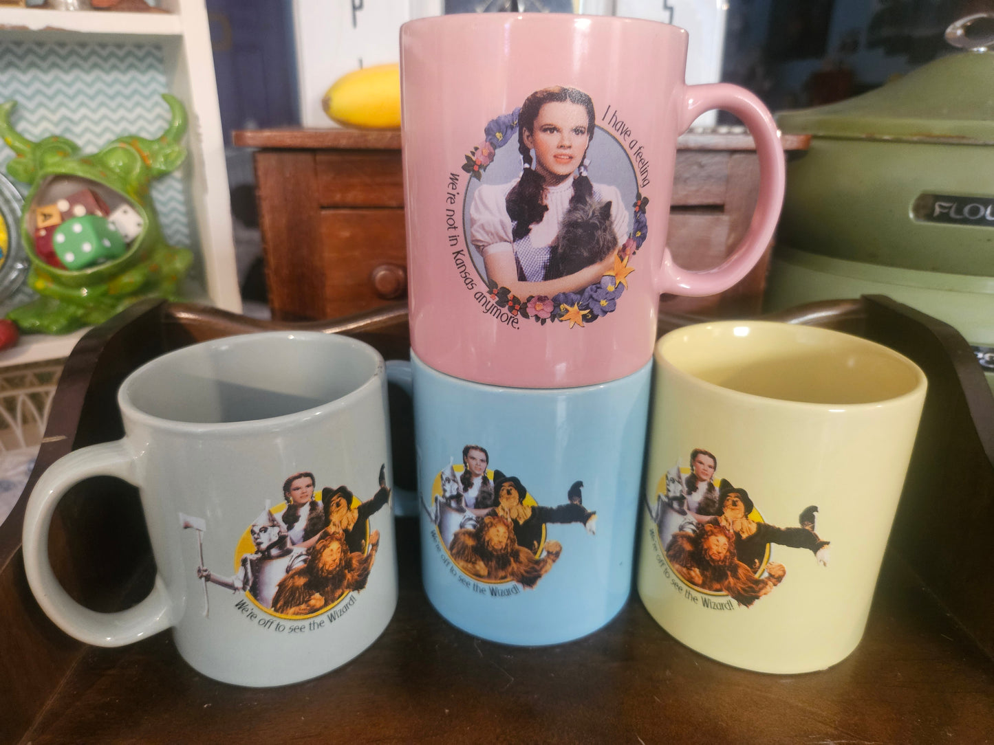Wizard of Oz Vandor Mug Set of 4 Dorothy Scarecrow Tin Man Lion