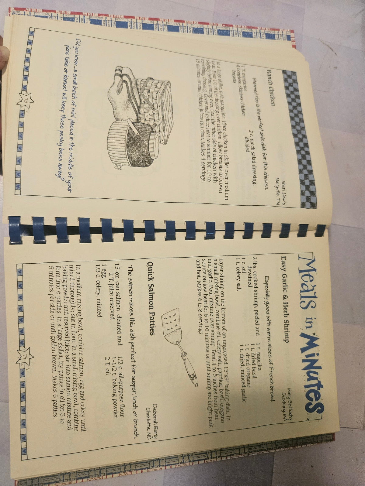 Gooseberry Patch Country Quick & Easy Cookbook — Spiral Bound