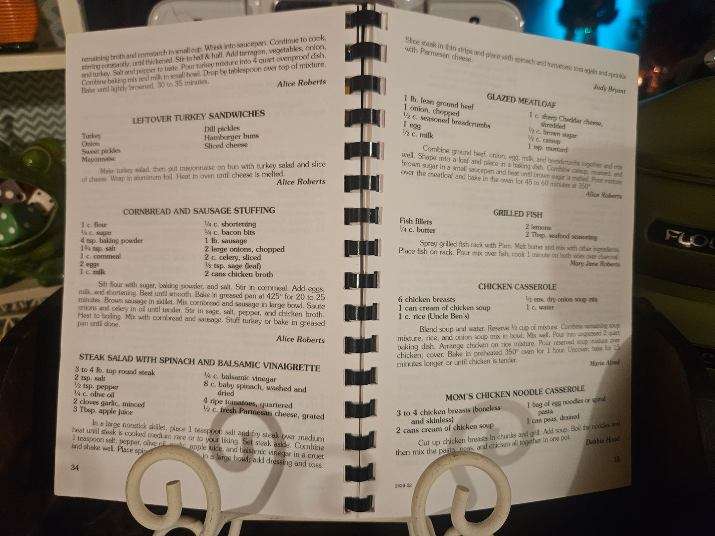 Ladies Auxiliary United Pentecostal Church Community Cookbook