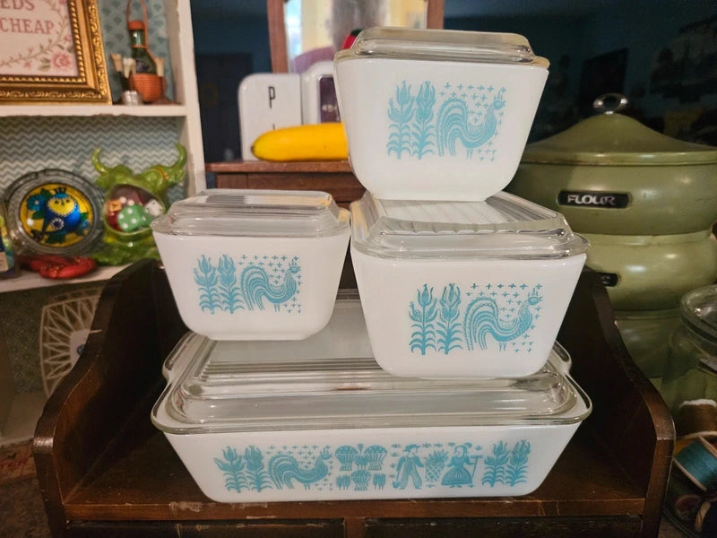Vintage Pyrex Butterprint Amish Refrigerator Dish Set – 501 501 502 503 with Lids