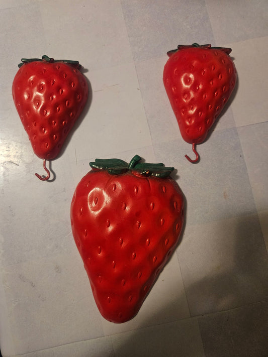 Vintage Chalkware Strawberry Wall Hangings Set of 3