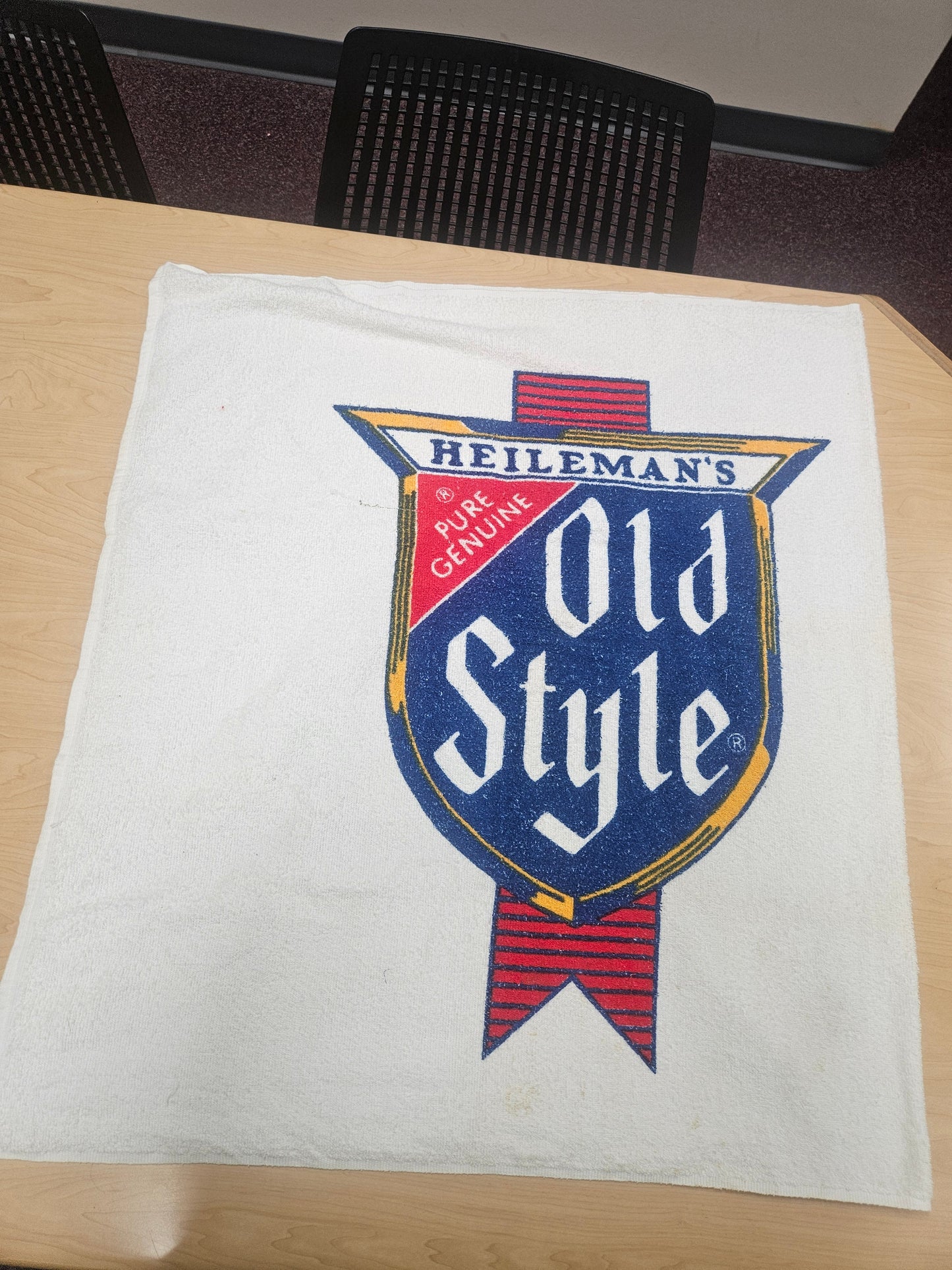 Heileman's Old Style Beer Beach Towel — Vintage Advertising
