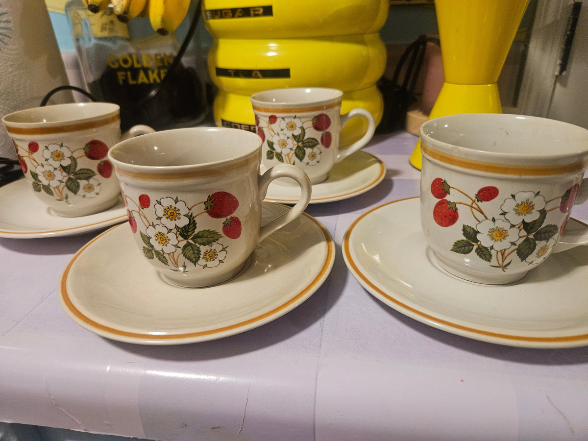 Bottom stamp reading Strawberries n Cream Stoneware Japan