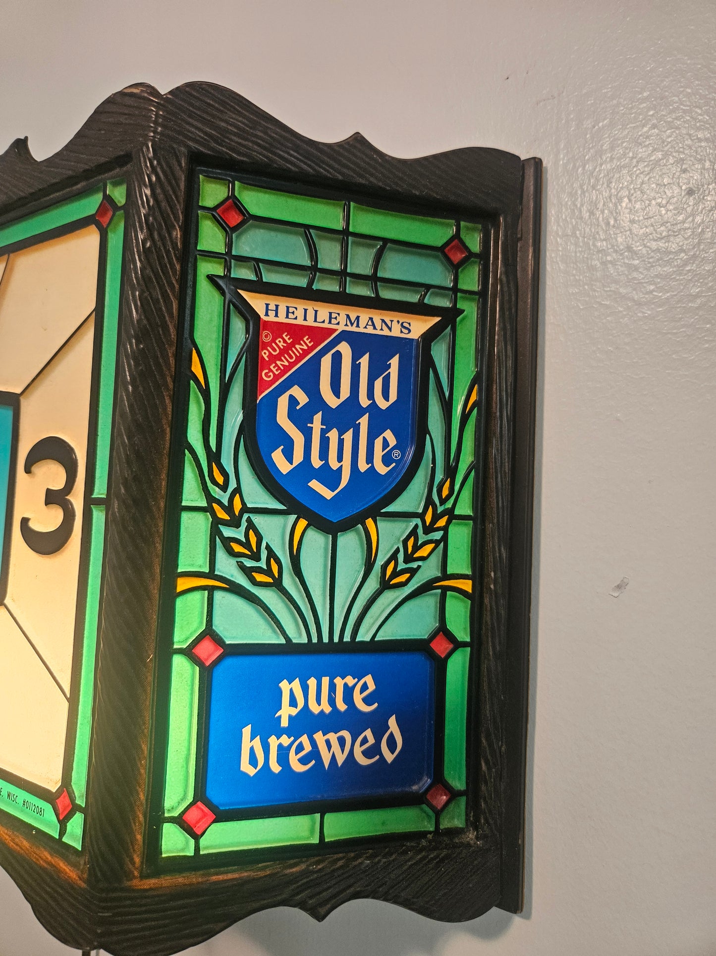 Heileman's Old Style Beer Fluorescent Lighted Clock — Faux Stained Glass, Working, © 1970