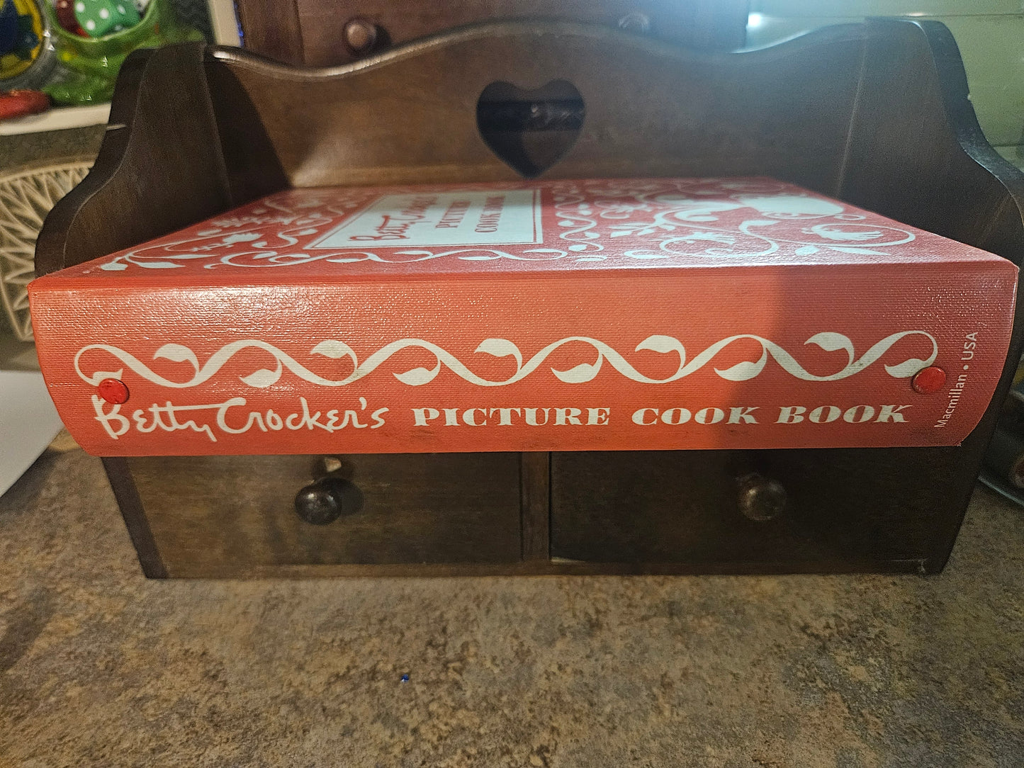 Betty Crocker's Picture Cook Book — 1998 Facsimile of 1950 First Edition, 5-Ring Binder, Good Condition